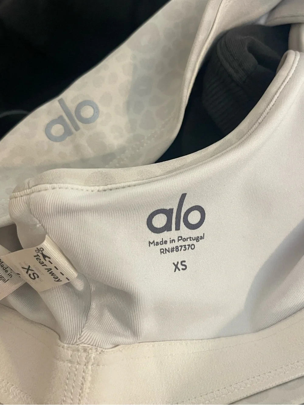 Alo Yoga Vapor Leopard Sports Bra White Grey Size XS